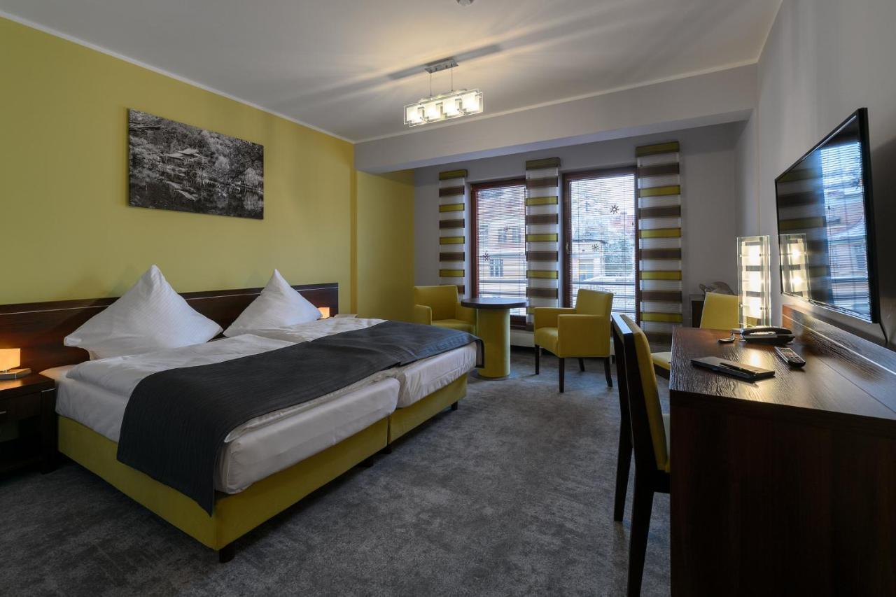 Ck Kalina Hotel Lądek-Zdrój Екстериор снимка