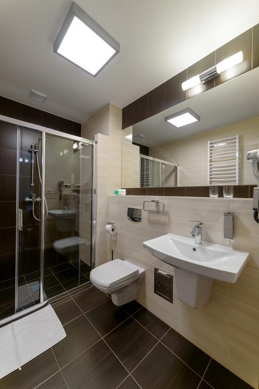 Ck Kalina Hotel Lądek-Zdrój Стая снимка