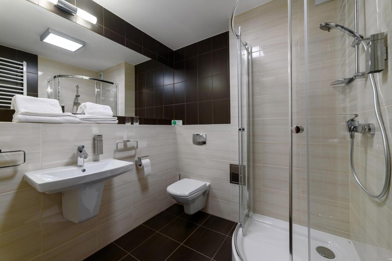 Ck Kalina Hotel Lądek-Zdrój Екстериор снимка